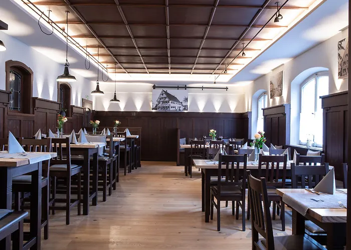 Zum Hirsch Hotel 3*