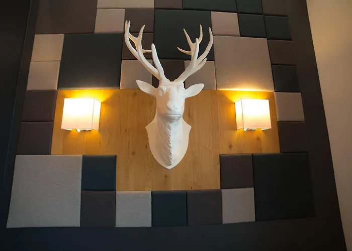 Zum Hirsch Hotel 3*