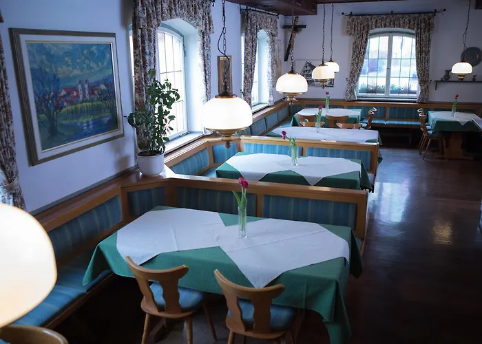 Zum Hirsch Hotel