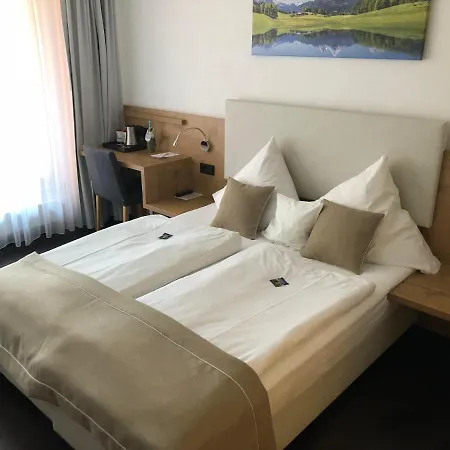 Hotel Zum Hirsch Wertingen