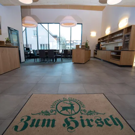 酒店 Zum Hirsch 3*