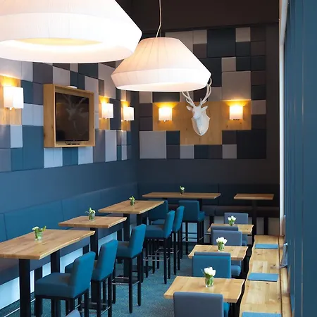 Hotel Zum Hirsch 3*