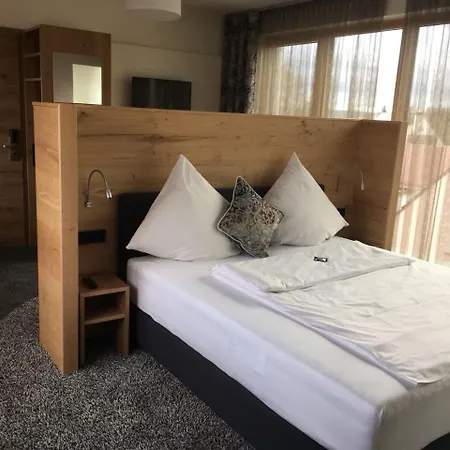 Hotel Zum Hirsch Wertingen