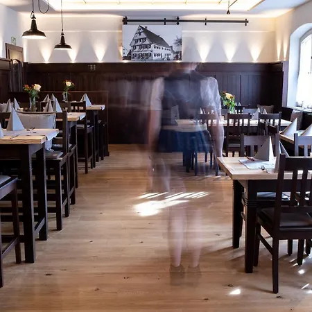 Zum Hirsch Hotel 3*